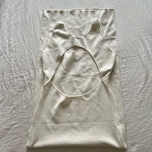 Zara Cream Sleeveless Dress w cut out back